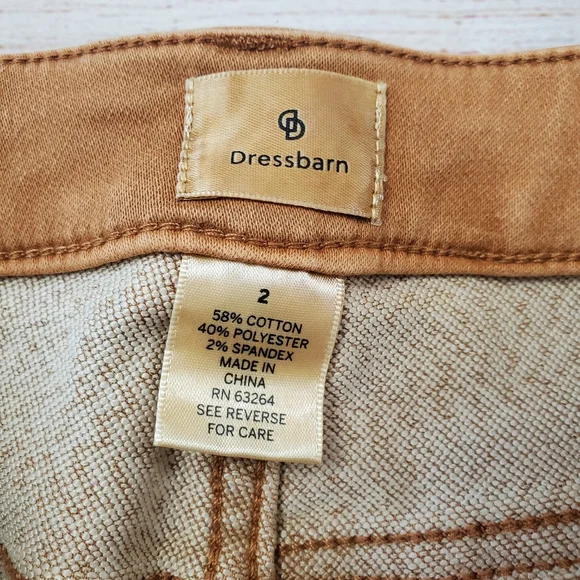 Dress barn straight leg brown pants - Picture 5 of 5